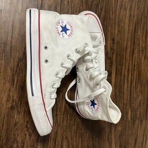 Women’s White Converse. Size 8.
